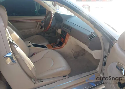 2001 Mercedes-Benz Sl 500 z USA, uszkodzony, nr VIN WDBFA68F21F197561